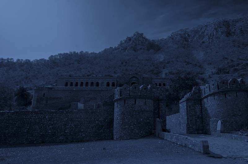 See such mysterious things from Bhangarh oven in this 3 -minute video that will make you think too