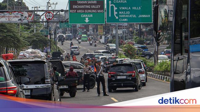 Even strange moves during the EID holiday in the top of Bogor