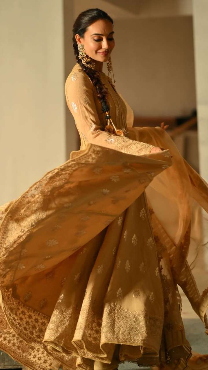 Beautiful appearance will be seen in the new bride in -laws, mashallah will be seen
