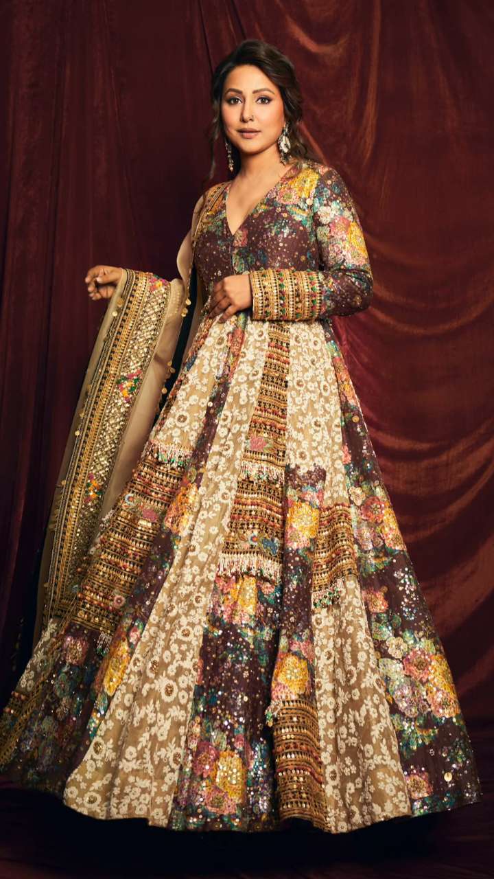 Your reservation will be in Ramadan when wearing actresses like Anarkali Suits