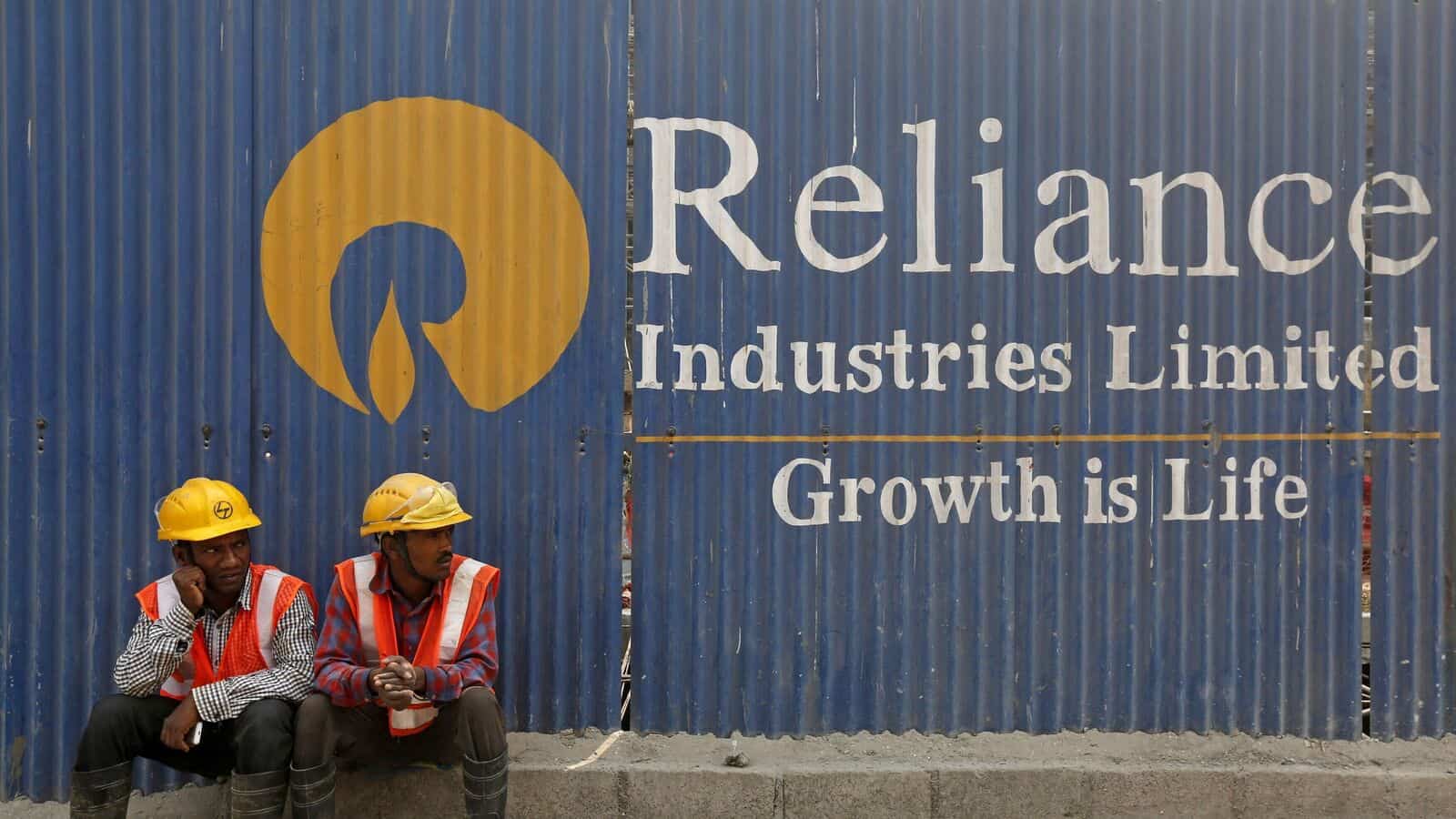 Reliance share price: Goldman Sachs see 31% upside down potential amid the outlook on earnings growth | Einsmark news