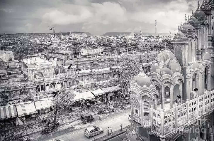 What did Rajasthan look like 100 years ago in the Princely period, does this question also come to your mind? Black and white views in leaked footage