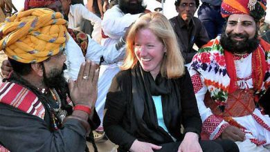 Not only the country, but even abroad, the magic of folk dances and music of Rajasthan, see how tourists in Rajasthani color are colored in viral videos