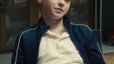 Look at this 7 tindrama on Netflix