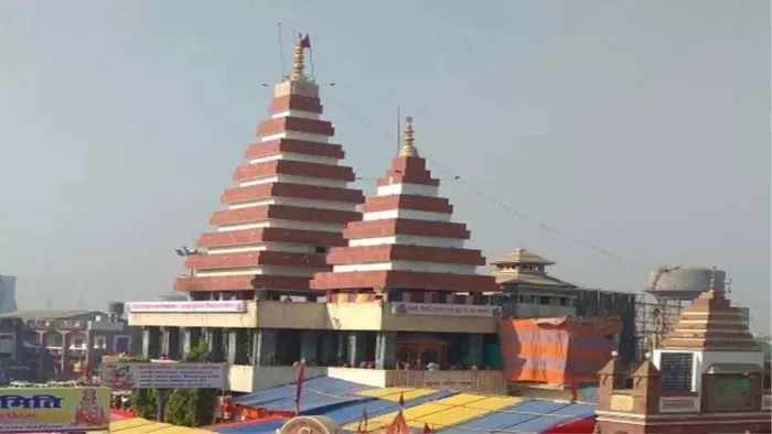 Patna Mahavir Mandir: Mahavir Temple Pat Open at 14:00, special arrangements made for dedicated on Ram Navami -Mahavir Mandir Patna doors to open at 2am Prasad presentation on Ramnavami