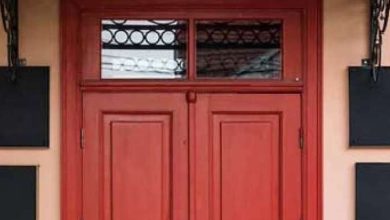 What happens by tying salt to the door?