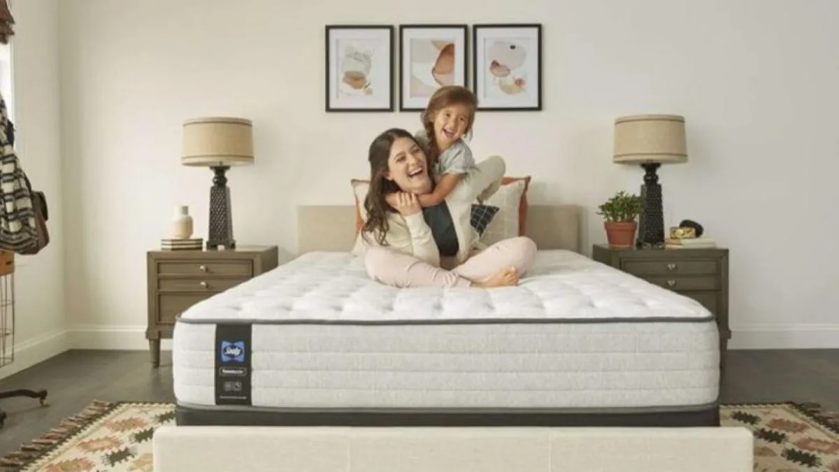 Best Wakefit mattress for comfort boxes Sleep (2025): Choices for queen-size, double bed and more