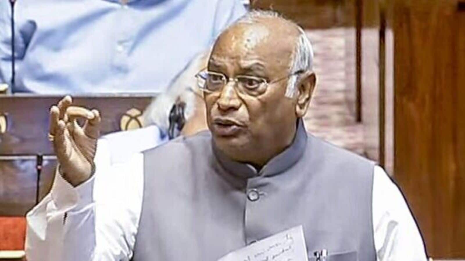 ‘Humara Customer Phas Gaya’: On Trump tariffs, Congress’ Mallikarjun Kharge, look at PM Modi | Today news