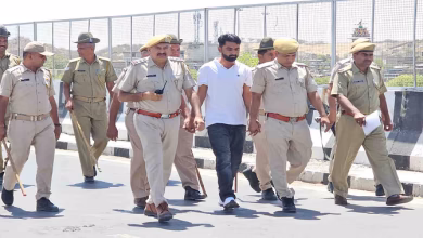 Barmer police have carried out a price parade of the price accused in the market, a young man was attacked