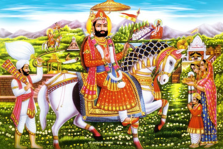 After all, how did the water of the palace turn into milk before the birth of Baba Ramdev? Watch the Alokik Katha in the video