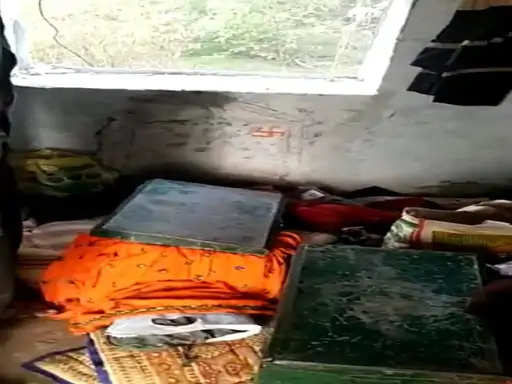 Sawai Madhopur entered the domestic thieves: gold jewelry and cash worth Rs 1.5 lakh by breaking the mesh of the room