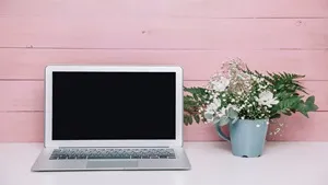 Amazon Electronics Premier League offers the best laptop offers on top brands such as HP, ASUS and more