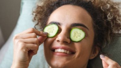 8 Benefits of rubbing cucumber on the face