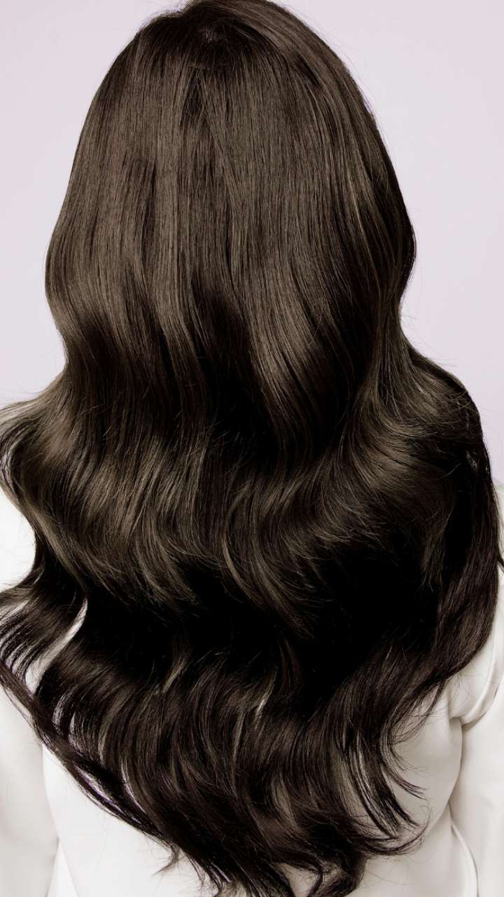 Many secrets of happiness open your hair