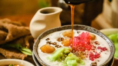 Make cold and sweet fruit custard in summer