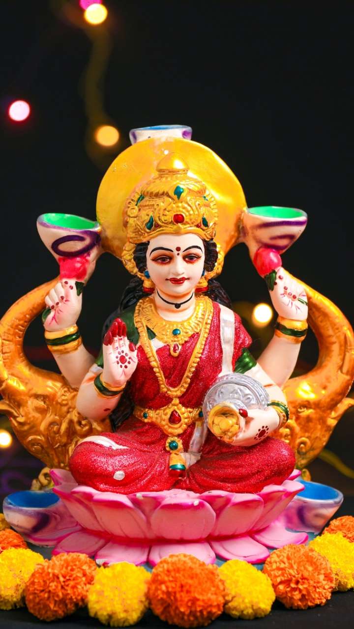 Offer this 1 thing to maa lakshmi the safe will never be empty