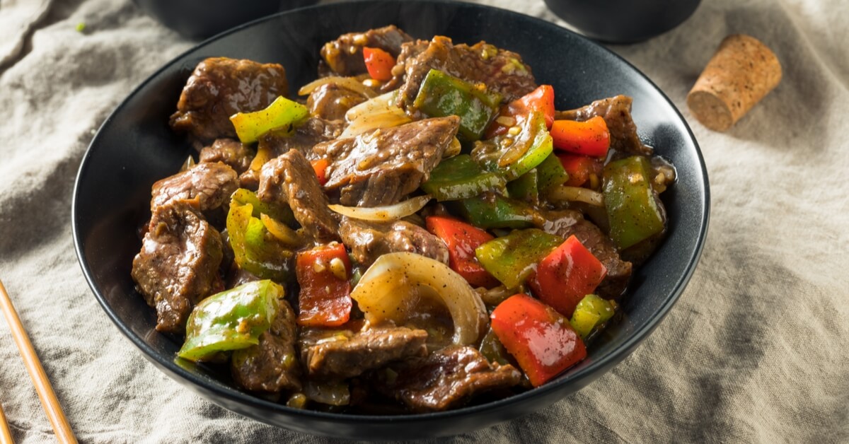 Cut meat with onions and pepper – web medicine
