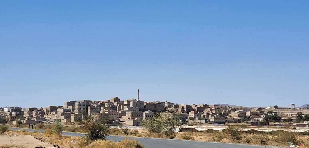 البيضاء.. الحوثيون يشددون الحصار على قبائل “حنكة آل مسعود” واشتباك في “الخشعة” يخلف جرحى من الطرفين