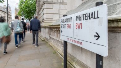 Britain reduces government opportunities and uses artificial intelligence to increase efficiency
