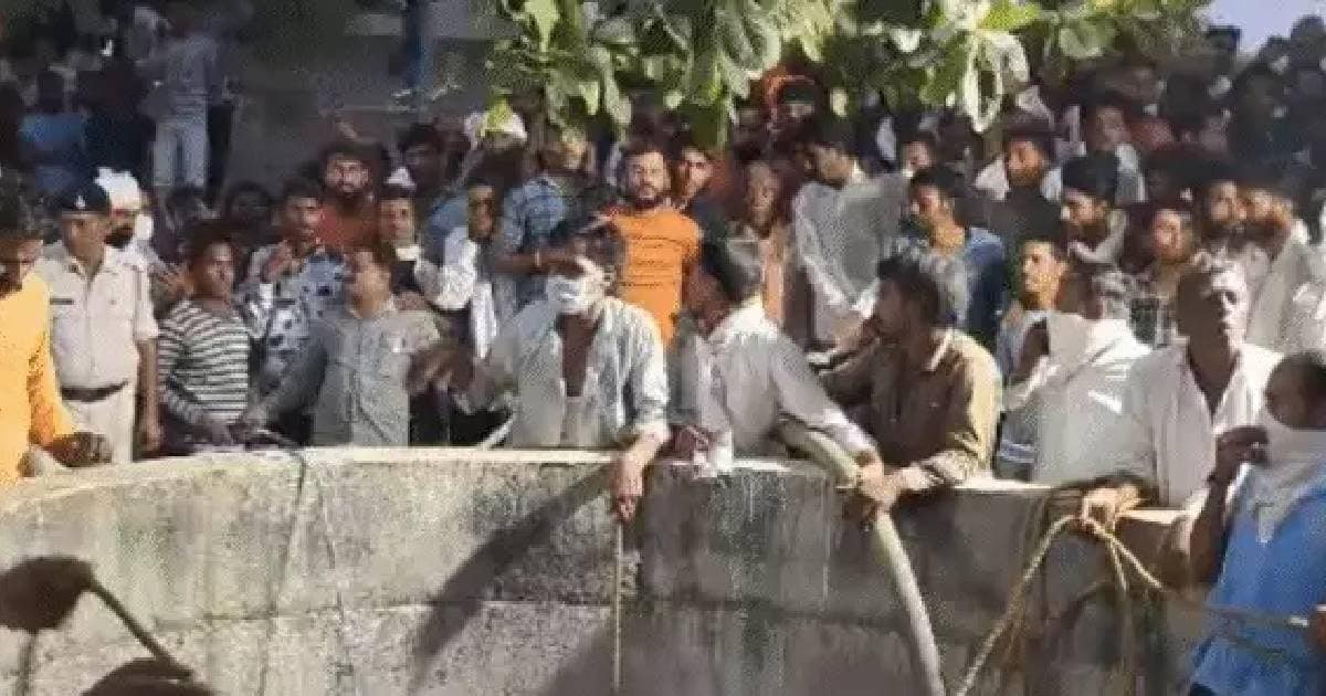 MP -News: A major accident on the Gangaur festival, 8 people died in Khandwa to clean the pit