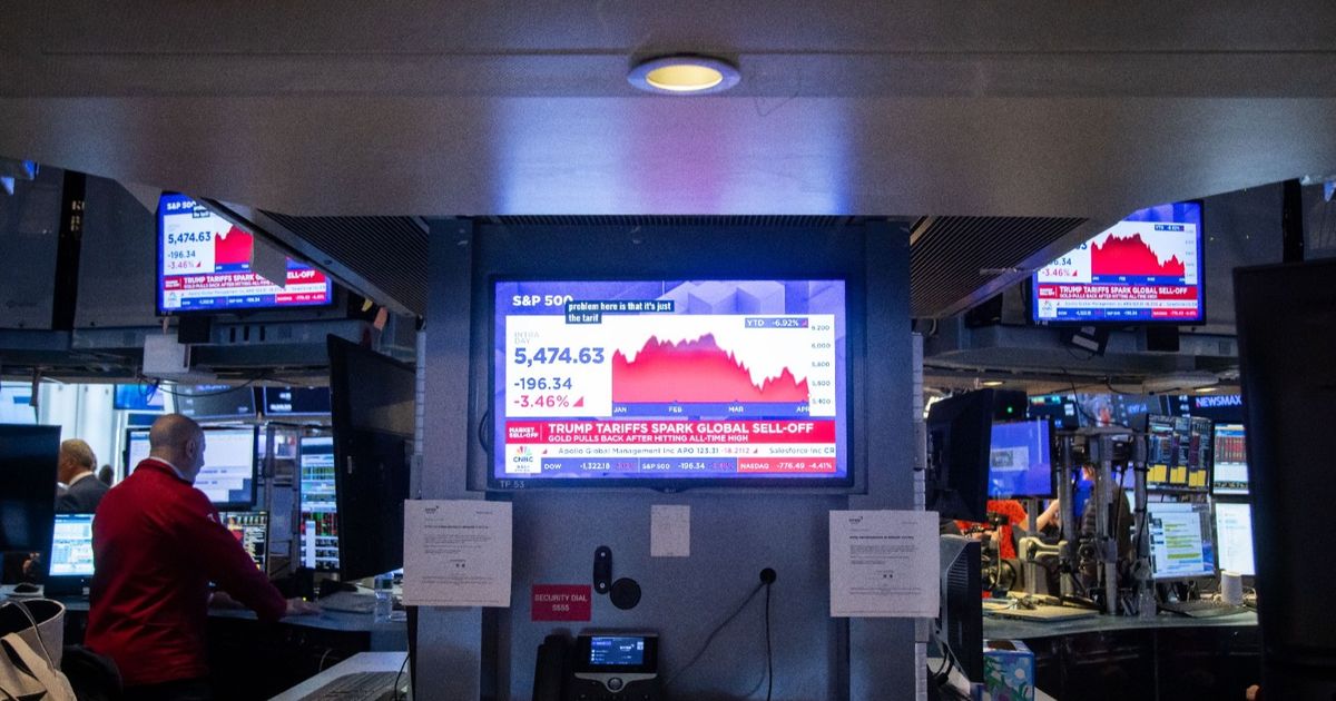 Asian stocks dropped to the lowest level in two months, with the continued buying wave