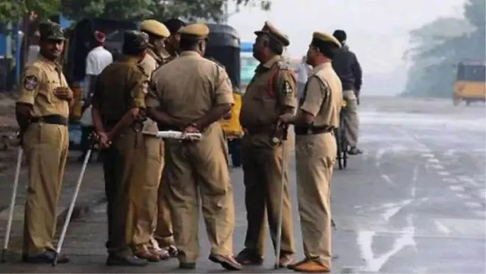 Giridih News: Police have prepared for Ram Navami in Dumri, drone monitoring; Offensive materials removed from roofs – dumri ramnavami preparations drone monitoring the removal of offensive material