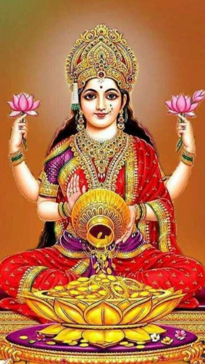 Keep these 5 things associated with maa lakshmi in the house, money will start to rain