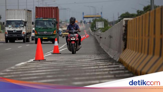 Want to go to the top, Banten’s motorcycle even entered the Jagorawi toll road