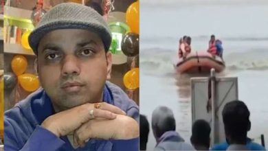 Thousands of people were removed from this officer at night at the request of this officer