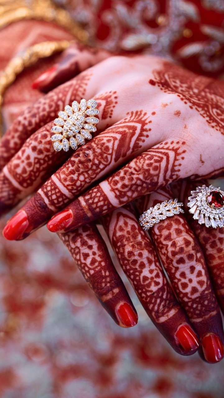 Maha Shivratri 2025: Color of Mehndi will climb, follow these tips