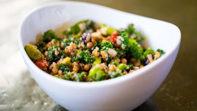 Quinoa salad with pomegranate melaces -web medicine
