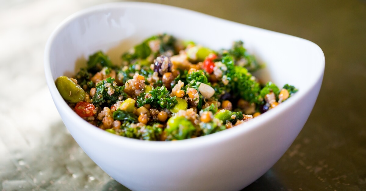 Quinoa salad with pomegranate melaces -web medicine