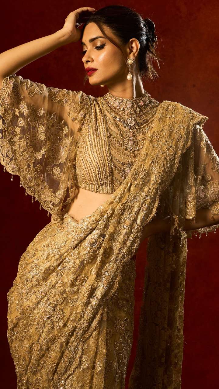 6 best ethnic outfits of ‘Chhawa’ actress