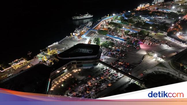 It is predicted that the peak of the Lebaran backflow in Bakauheni will begin tonight