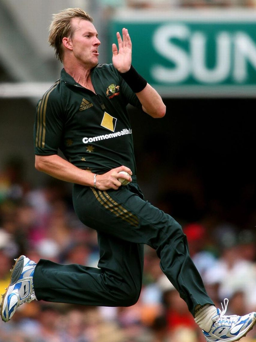 Top-10 bowler, which blows the most wickets