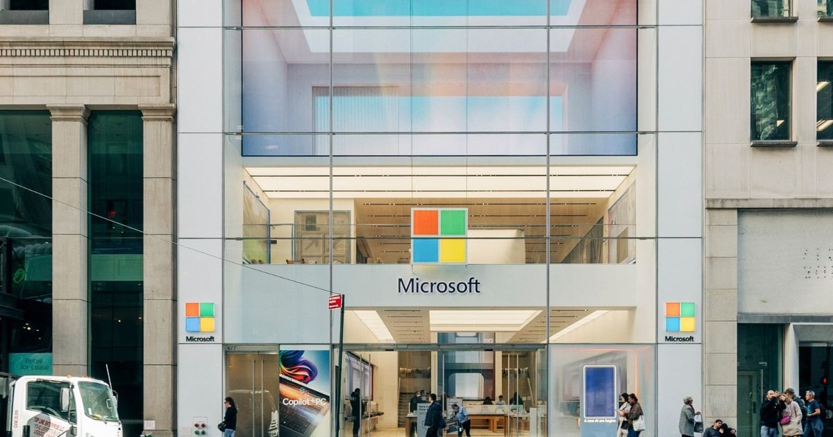 “Microsoft” increases the prices of “office” in a bet on artificial intelligence