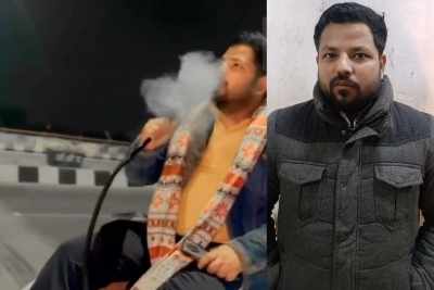 Ghaziabad: A video of a young man drinking a hookah sitting on the bonnet of a car has become viral, and police allegations for monitoring hollow