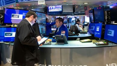 US stock indicators thrive at the end of a difficult week