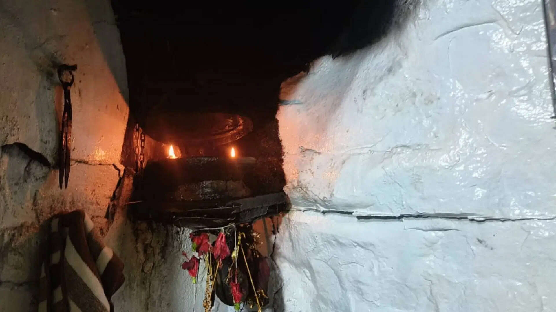 Look at the story of the mysterious tunnel of the Balaji Temple where the one who never returns again