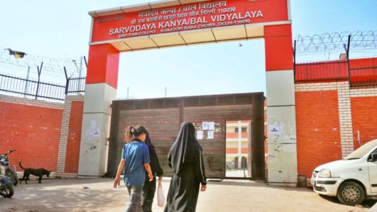 ‘दुआ कबूल हुई…’, सुप्रीम कोर्ट के निर्देश के बाद रोहिंग्या शरणार्थी की बच्ची को मिला स्कूल में दा