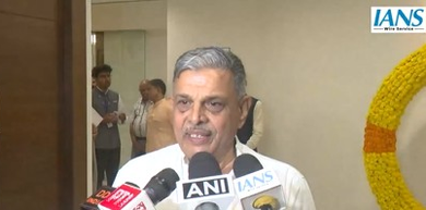 RSS Secretary -Secretary Dattatreya Hosbols Visit NSE, appreciated for active role in economic activities