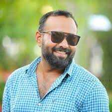 Kochi Kerala -Filmmaker Omar Lulu was discussed for promoting forbidden medicine in the film