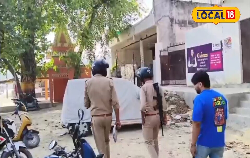 Thieves have taken away ‘roti ka sahara’, in the vicinity of Mau’s Jewelers Shop in the area