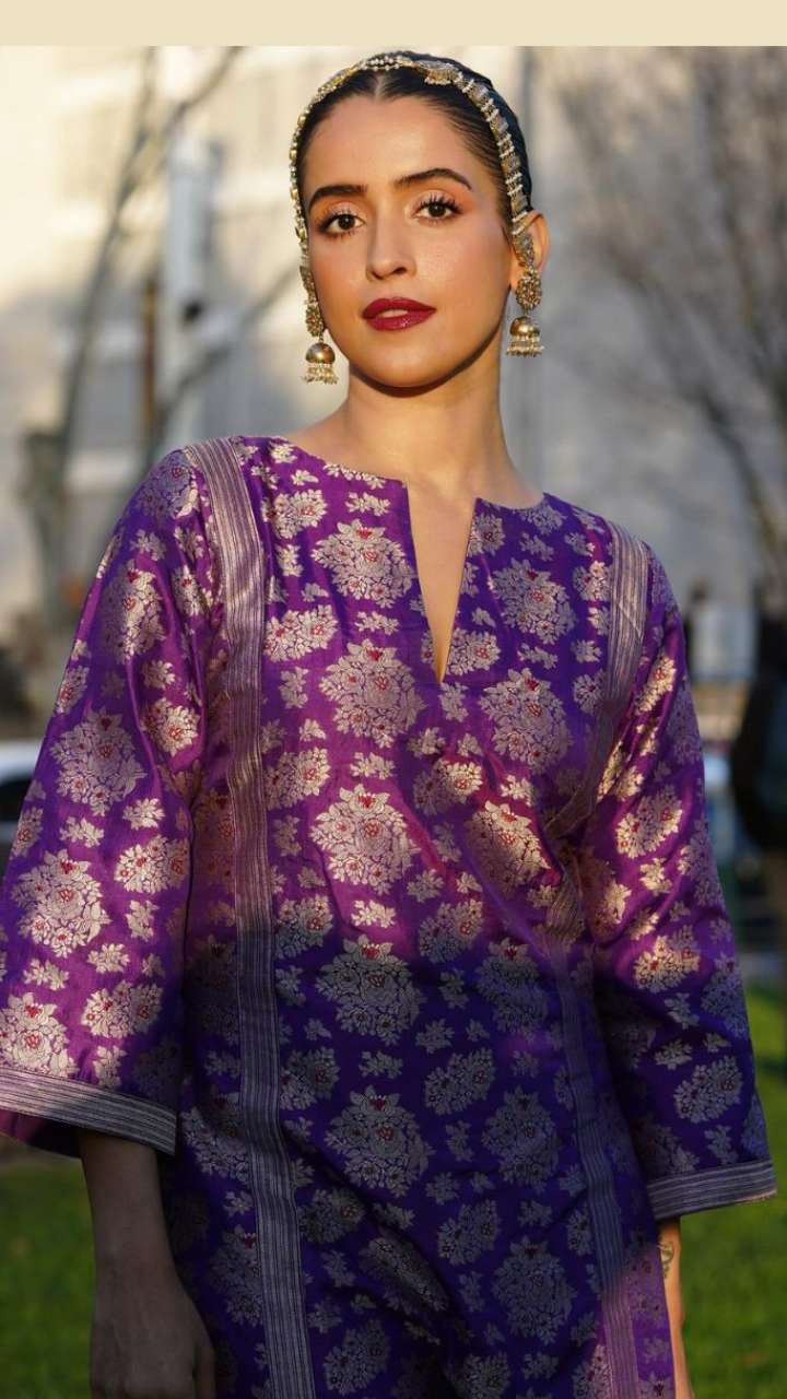 Create outfits elegant, try Sanya’s make -up look