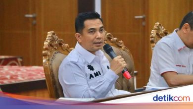 Pekanbaru -Regional Government has cut the official car budget from the head of OPD to 11 billion RP