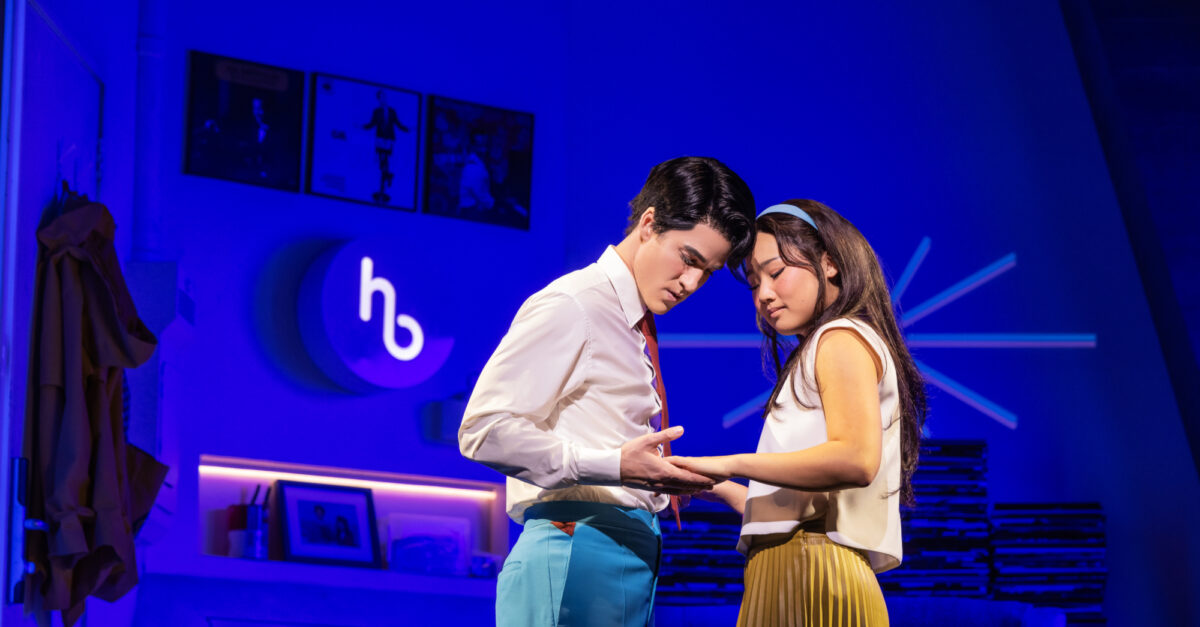 5 reasons to see maybe happy ending