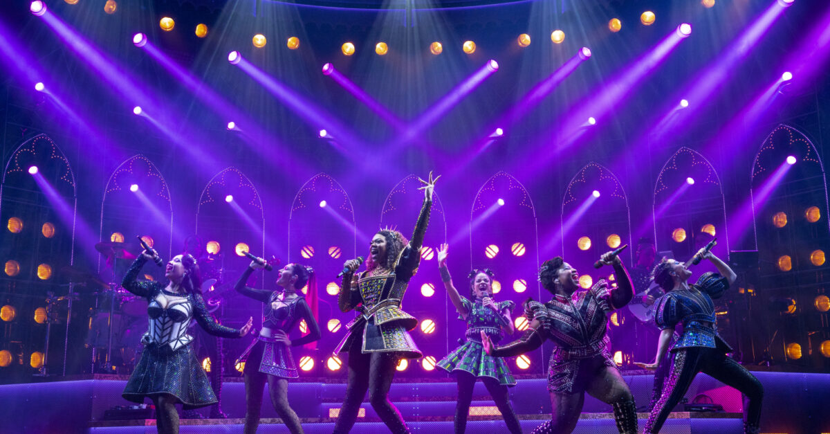 5 reasons to see six on Broadway