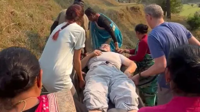 The accident occurred with Russian citizens who came to visit Uttarakhand, pleaded with folded hands; Women became angels – a Russian citizen who came on tourist visa has slipped and injured