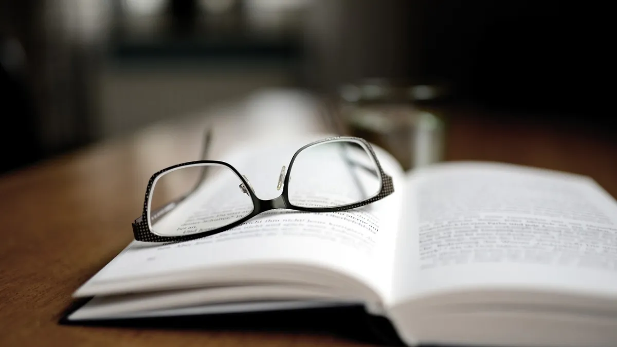 Best 5 books everyone should read: the key to personal growth and relief