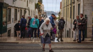 A study that connects an increase in deaths between the elderly